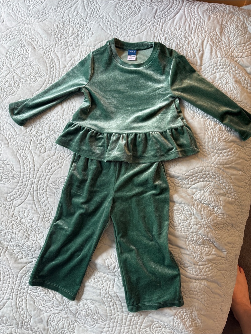 Old Navy Green Velvet Peplum Top and Pants Kids Matching Set